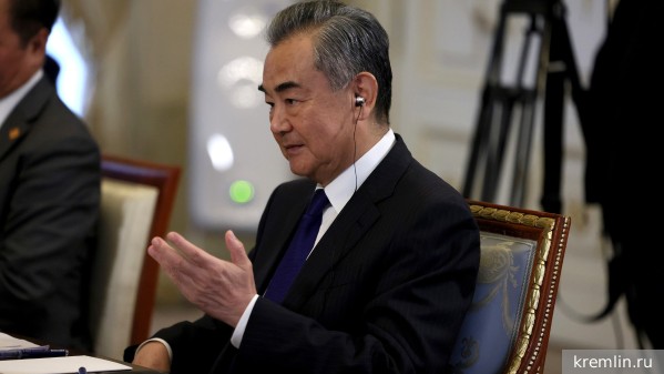 Китай заявил, что путь к восстановлению мира на Украине далек