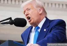 Дмитрий Дробницкий обсуждает давление Трампа на Путина и кризис власти dmitrij drobniczkij obsuzhdaet davlenie trampa na putina i krizis vlasti-ekbonline-ru-174843339800-0