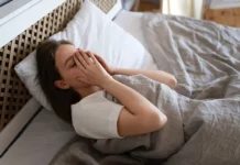 Франсиско Росеро и Кейтлин Чейссер советуют простые способы борьбы с бессонницей fransisko rosero i kejtlin chejsser sovetuyut prostye sposoby borby s bessonniczej-ekbonline-ru-174838840800-0