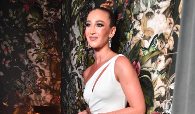 Бузова показала видео поцелуя с Овечкиным