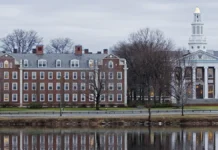 Седрик и Дениз Лодж стали фигурами громкого скандала в Гарварде sedrik i deniz lodzh stali figurami gromkogo skandala v garvarde-ekbonline-ru-174832577800-0