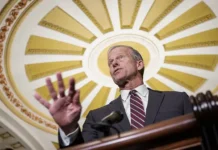 Сенат США ожидает вердикта Белого дома о России и Украине senat ssha ozhidaet verdikta belogo doma o rossii i ukraine-ekbonline-ru-174790627200-0