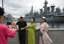 Виталий Алтабаев обсудил развитие туризма на Дальнем Востоке и связи с Китаем vitalij altabaev obsudil razvitie turizma na dalnem vostoke i svyazi s kitaem-ekbonline-ru-174766412500-0