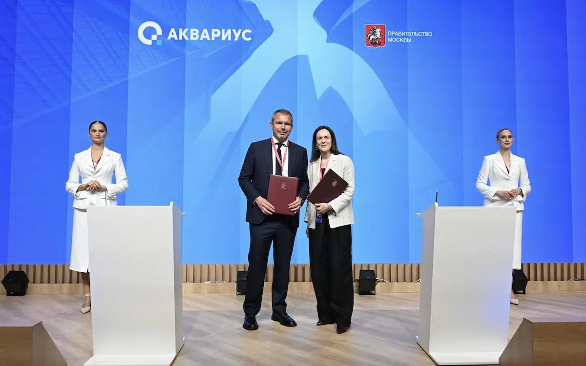Заместитель мэра Москвы, руководитель департамента экономической политики и развития города Мария Багреева на подписании соглашений (пресс-служба департамента экономической политики и развития города Москвы)