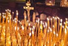 na novodevichem kladbishhe nahodyatsya mogily leonida bronevogo i viktorii bronevoj ryadom s etushem i hvorostovskim-ekbonline-ru-174884298600-0