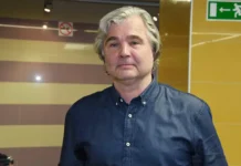 Скандал вокруг песен группы «Технология» затронул Леонида Величковского и Андрея Черкасова skandal vokrug pesen gruppy tehnologiya zatronul leonida velichkovskogo i andreya cherkasova-ekbonline-ru-174893845900-0