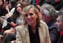 Светлана Бондарчук делится семейной заботой и любовью к дочери Варе svetlana bondarchuk delitsya semejnoj zabotoj i lyubovyu k docheri vare-ekbonline-ru-0