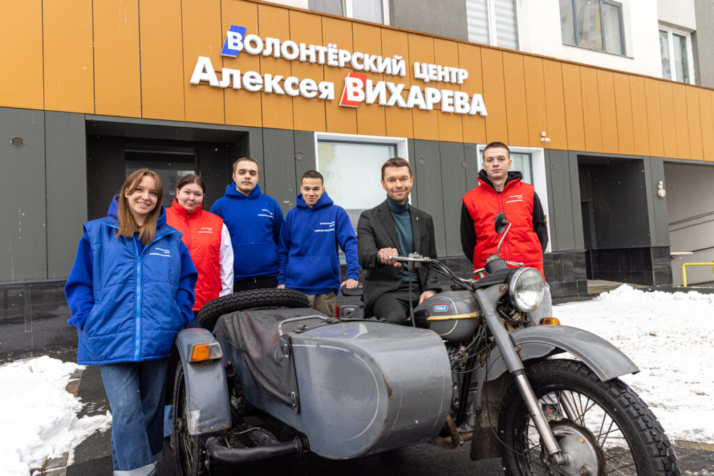 Алексей Вихарев: волонтеры спасали жизни