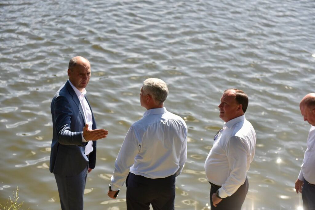 Денис Паслер предложил идеи по улучшению набережной