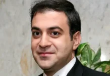 Гарик Мартиросян и Comedy Club Production на пути к миллионам и славе garik martirosyan i na puti k millionam i slave-ekbonline-ru-0