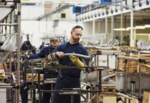 Михаил Марков из ГК “Серконс” объясняет, как сохранять бизнес и жизни mihail markov iz gk serkons obyasnyaet kak sohranyat biznes i zhizni-ekbonline-ru-0