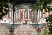 Готовимся к светлому Успению Пресвятой Богородицы с отцом Андреем gotovimsya k svetlomu uspeniyu presvyatoj bogorodiczy s otczom andreem-ekbonline-ru-0