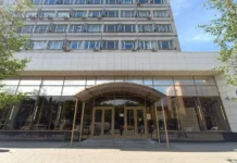 История вдохновения и преодолений Вячеслава Зайцева и Екатерины Ромашкиной в Доме моды istoriya vdohnoveniya i preodolenij vyacheslava zajczeva i ekateriny romashkinoj v dome mody-ekbonline-ru-0