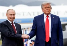 Напряженные невербальные сигналы Путина и Трампа в тайном диалоге napryazhennye neverbalnye signaly putina i trampa v tajnom dialoge-ekbonline-ru-0