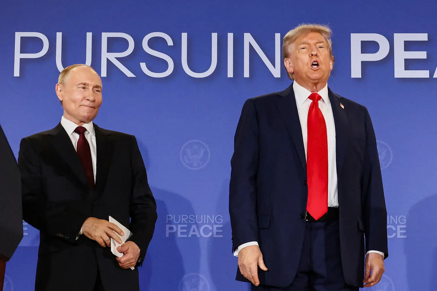 Путин и Трамп предлагают Зеленскому серьезные договоренности по Донбассу-0