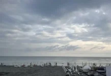 Жизнерадостные туристы из Сочи предпочитают солнечный отдых несмотря ни на что zhizneradostnye turisty iz sochi predpochitayut solnechnyj otdyh nesmotrya ni na chto-ekbonline-ru-0