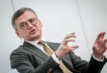 Дмитрий Кулеба отметил, что Украина стоит перед выбором между мигрантами из Азии и крахом dmitrij kuleba otmetil chto ukraina stoit pered vyborom mezhdu migrantami iz azii i krahom-ekbonline-ru-0