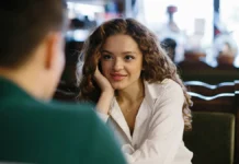 Исследование Трейси Кокс показывает влияние роста мужчины на выбор партнерши issledovanie trejsi koks pokazyvaet vliyanie rosta muzhchiny na vybor partnershi-ekbonline-ru-0