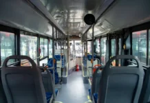 Во Владивостоке нашли новых перевозчиков для маршрутов МУП "ВПОПАТ-1" и Влад Рейс vo vladivostoke nashli novyh perevozchikov dlya marshrutov mup vpopat1 i vlad rejs-ekbonline-ru-0