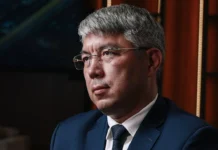 Алексей Цыденов и Вероника Штыкина обсуждают безопасность детей в СОШ aleksej czydenov i veronika shtykina obsuzhdayut bezopasnost detej v sosh-ekbonline-ru-0