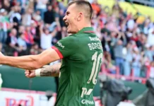 Фантастический гол Воробьева в матче Локомотив против ЦСКА в видео fantasticheskij gol vorobeva v matche lokomotiv protiv czska v video-ekbonline-ru-0