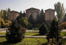 Грузия и Азербайджан бросают вызов Евронесту из-за давления Европарламента gruziya i azerbajdzhan brosayut vyzov evronestu izza davleniya evroparlamenta-ekbonline-ru-0