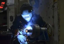 Искусственный интеллект и нейросети открывают новые горизонты рынка труда Свердловской области iskusstvennyj intellekt i nejroseti otkryvayut novye gorizonty rynka truda sverdlovskoj oblasti-ekbonline-ru-0