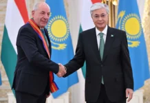 kasymzhomart tokaev nagradil tamasha shujoka ordenom za druzhbu kazahstana i vengrii-ekbonline-ru-0