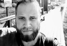 Мирошник передает ОБСЕ и ООН доказательства охоты Зеленского на журналистов miroshnik peredaet obse i oon dokazatelstva ohoty zelenskogo na zhurnalistov-ekbonline-ru-0