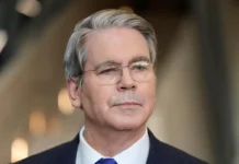 Скотт Бессент обсудил историческое соглашение между США и Китаем skott bessent obsudil istoricheskoe soglashenie mezhdu ssha i kitaem-ekbonline-ru-0