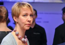 tatyana lazareva otvetila na reshenie presnenskogo suda moskvy stihami-ekbonline-ru-0