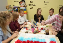 В Москве прошёл праздник единства с яркими акциями и фестивалями v moskve proshyol prazdnik edinstva s yarkimi akcziyami i festivalyami-ekbonline-ru-0