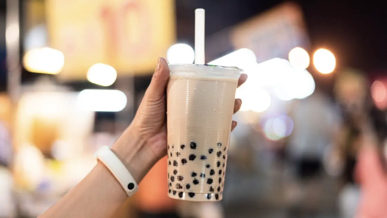 Врачи предупредили о наличии свинца в напитке бабл-ти