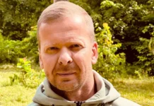 Алексей Росликов и СГБ Латвии рассказывают об оптимизме и борьбе за права aleksej roslikov i sgb latvii rasskazyvayut ob optimizme i borbe za prava-ekbonline-ru-0