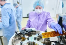 Анатолий Гарбузов сообщает о сотрудничестве Системы-БиоТехнологии и Академии-Т для укрепления иммунного здоровья Москвы anatolij garbuzov soobshhaet o sotrudnichestve sistemybiotehnologii i akademiit dlya ukrepleniya immunnogo zdorovya moskvy-ekbonline-ru-0