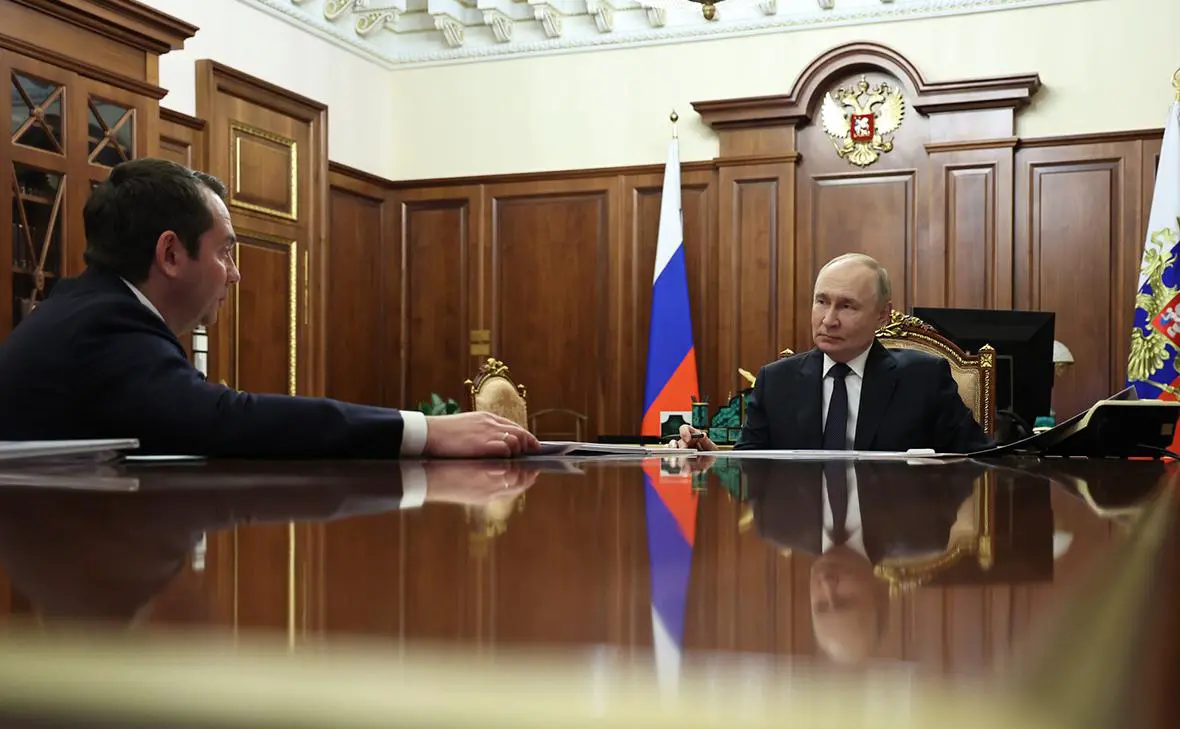 Андрей Чибис и Владимир Путин (Администрация Президента России)