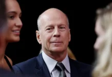 Брюс Уиллис поддерживает Эмму Хеминг-Уиллис в борьбе с деменцией bryus uillis podderzhivaet emmu heminguillis v borbe s demencziej-ekbonline-ru-0