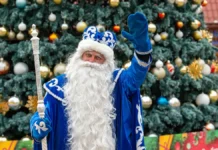 Дед Мороз высказался о вере в добро и радость вместе с РПЦ ded moroz vyskazalsya o vere v dobro i radost vmeste s rpcz-ekbonline-ru-0