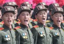 КНДР перебрасывает 10000 солдат к границе России с новыми деталями kndr perebrasyvaet 10000 soldat k granicze rossii s novymi detalyami-ekbonline-ru-0