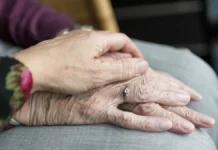 Лайл и Элеонора Гиттенс делятся секретами счастья после 83 лет вместе lajl i eleonora gittens delyatsya sekretami schastya posle 83 let vmeste-ekbonline-ru-0