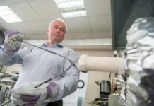 ЮУрГУ и ИОНХ РАН представили прорывной композит в материаловедении yuurgu i ionh ran predstavili proryvnoj kompozit v materialovedenii-ekbonline-ru-0