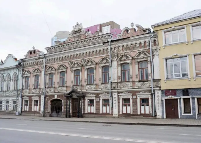 Денис Паслер высказал поддержку обновлению детской филармонии Екатеринбурга с финансированием в 330 миллионов рублей на реконструкцию-0