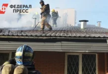 Евгений Зверев и МЧС Тюмени успешно тушат пожар на Совхозной evgenij zverev i mchs tyumeni uspeshno tushat pozhar na sovhoznoj-ekbonline-ru-0