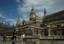 Лондон, Бали и Дубай вошли в топ туристических направлений 2025 года london bali i dubaj voshli v top turisticheskih napravlenij 2025 goda-ekbonline-ru-0