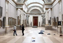 Лувр вместе с Минкультуры Франции ищет новые пути модернизации и заботы о сотрудниках luvr vmeste s minkultury franczii ishhet novye puti modernizaczii i zaboty o sotrudnikah-ekbonline-ru-0