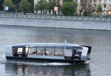 Максим Ликсутов и Киностудия Горького о влиянии нового транспорта на молодежь Москвы maksim liksutov i kinostudiya gorkogo o vliyanii novogo transporta na molodezh moskvy-ekbonline-ru-0