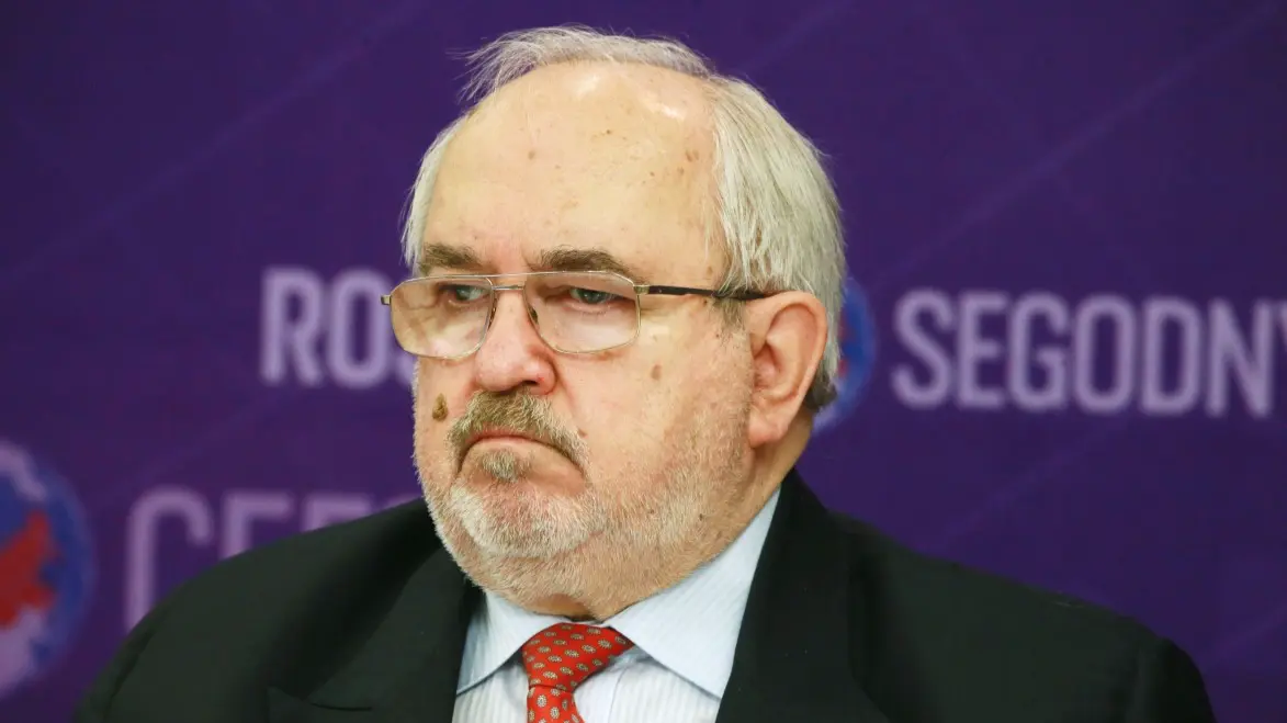 Скончался бывший посол России в Кувейте, Турции и Израиле Петр Стегний