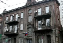 Партнерство с "Россгострах" и "Почта Россия" в судах Приморья partnerstvo s rossgostrah i pochta rossiya v sudah primorya-ekbonline-ru-0