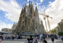 Путешественник Крис Д. Браун назвал Севилью и Краков жемчужинами Европы puteshestvennik kris d braun nazval sevilyu i krakov zhemchuzhinami evropy-ekbonline-ru-0