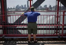 Российский блогер делится впечатляющими открытиями об американских мужчинах rossijskij bloger delitsya vpechatlyayushhimi otkrytiyami ob amerikanskih muzhchinah-ekbonline-ru-0